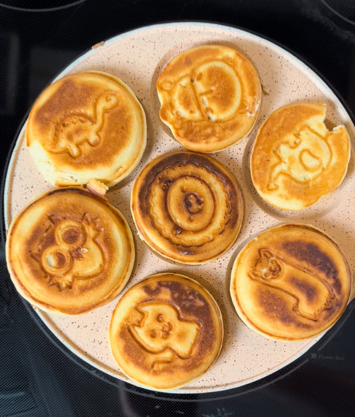 Kitchen Ideas | 7-Hole Non-Stick Omelette Animal Griddle Pancake Pan Breakfast Baking Set